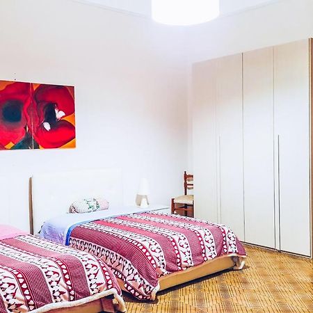 Apartamento La Casa Dei Colori Giovinazzo Exterior foto