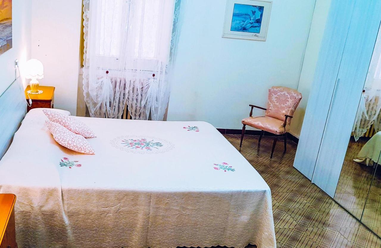 Apartamento La Casa Dei Colori Giovinazzo Exterior foto